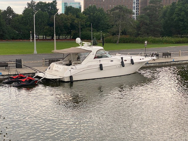 Client can tow two Jet Skis with new “Carbon Fiber Stabilization Pole”
